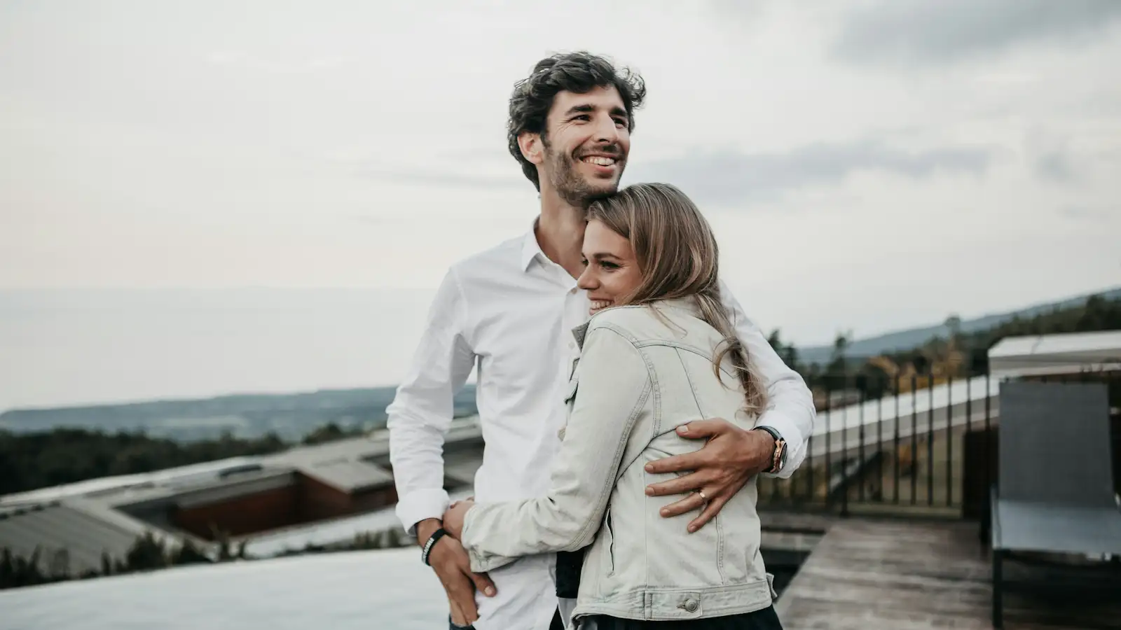 Warm, private setting for couples therapy in Windsor, Ontario